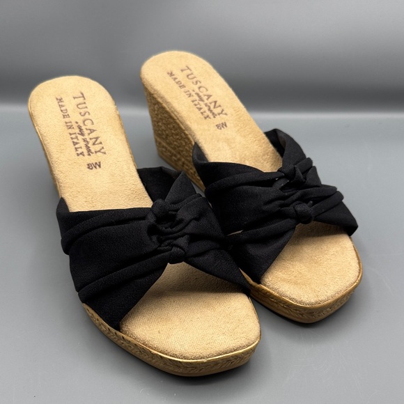 Easy Street Women's Ghita Wedge Sandal - Picture 1 of 4